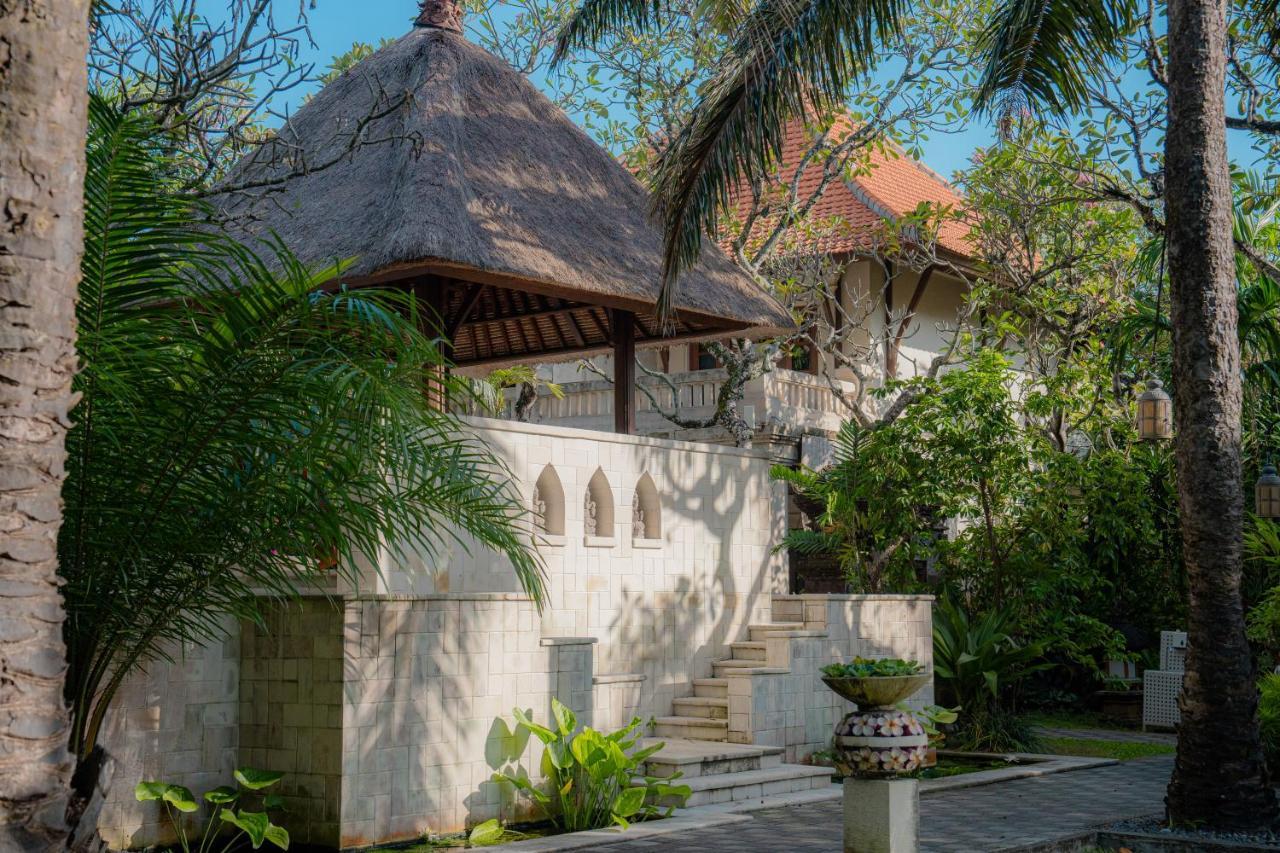 Griya Santrian A Beach Resort And Spa Sanur Zewnętrze zdjęcie