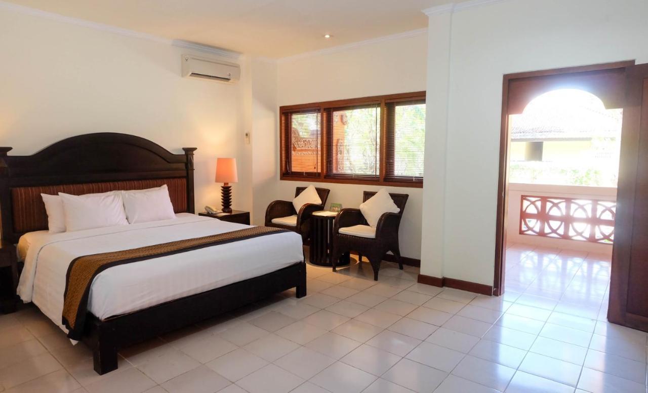 Griya Santrian A Beach Resort And Spa Sanur Zewnętrze zdjęcie