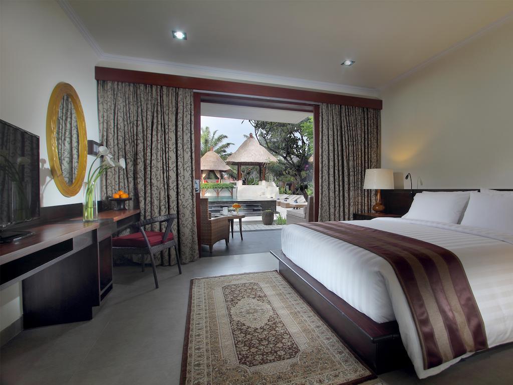 Griya Santrian A Beach Resort And Spa Sanur Zewnętrze zdjęcie